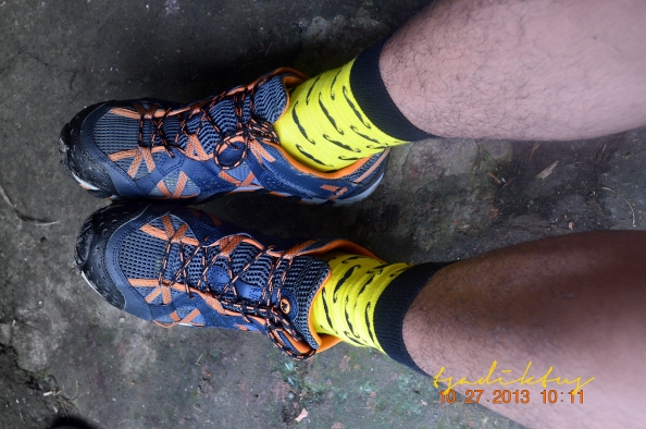 'Selfeet’ of hiking shoes in overfascinating, bright yellow with mustache socks